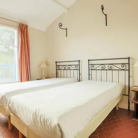 Appartement Les Aux Restanques Du Golfe De St Tropez - Maeva - Situee F 90